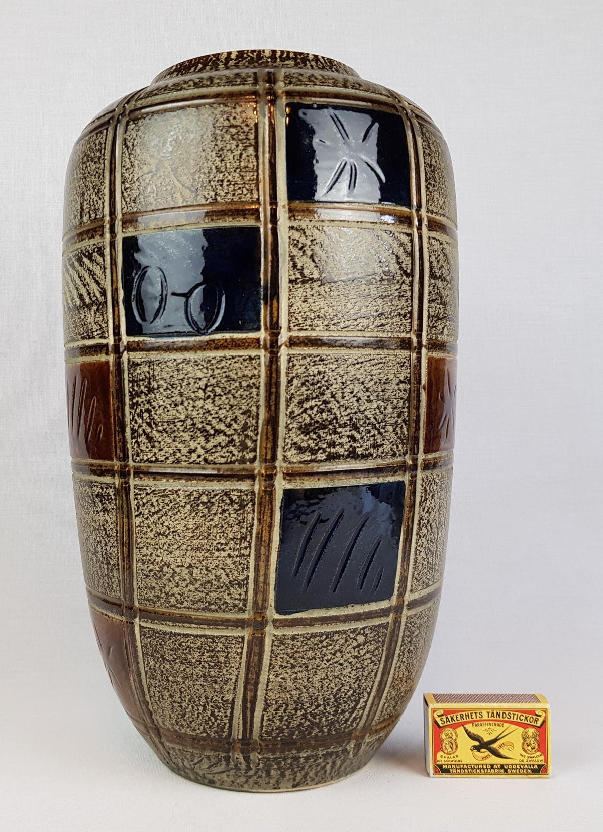 Large Vintage SPARA EDEL KERAMIK Brown Vase with Incised Decor 208-36 West German Pottery 1960s
