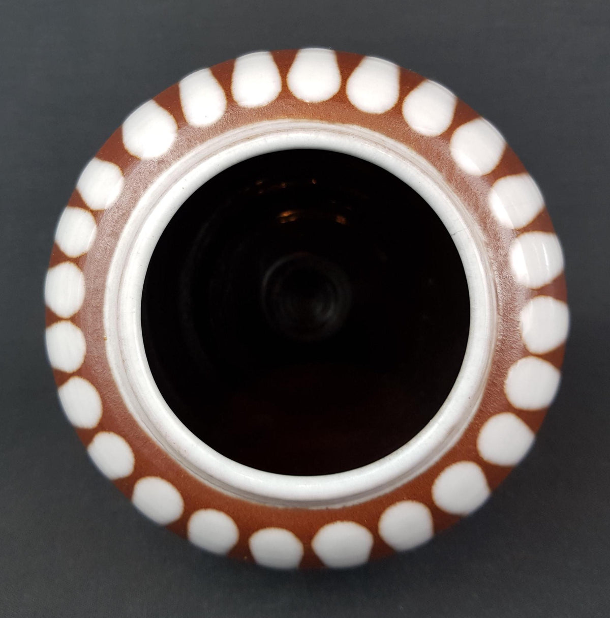 Vintage WILHELM und ELLIE KUCH White and Brown Vase Studio Art Pottery 1960-70s