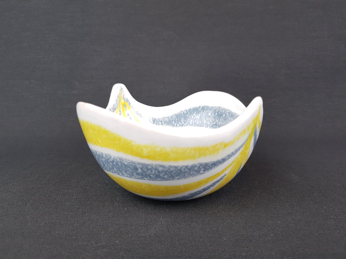 Vintage ITALIAN Leaf Bowl By STIG LINDBERG Italian Scandinavian Pottery 1980s