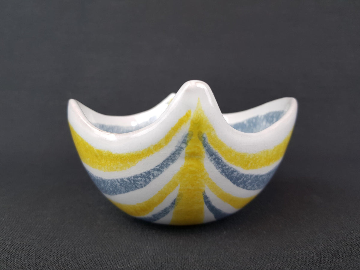 Vintage ITALIAN Leaf Bowl By STIG LINDBERG Italian Scandinavian Pottery 1980s