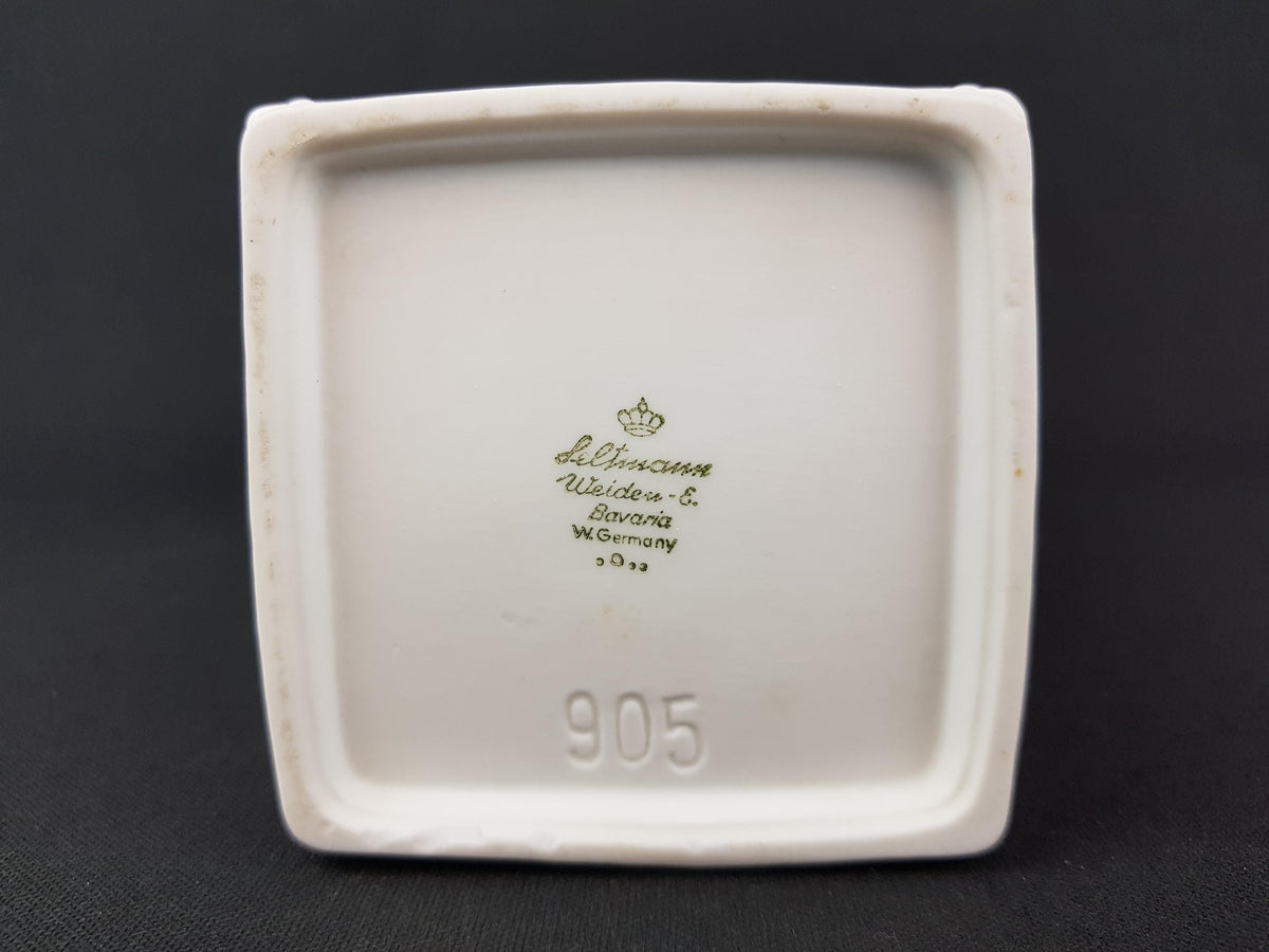 Vintage SELTMANN WEIDEN PORZELLAN White Porcelain Vase 905 West German Pottery