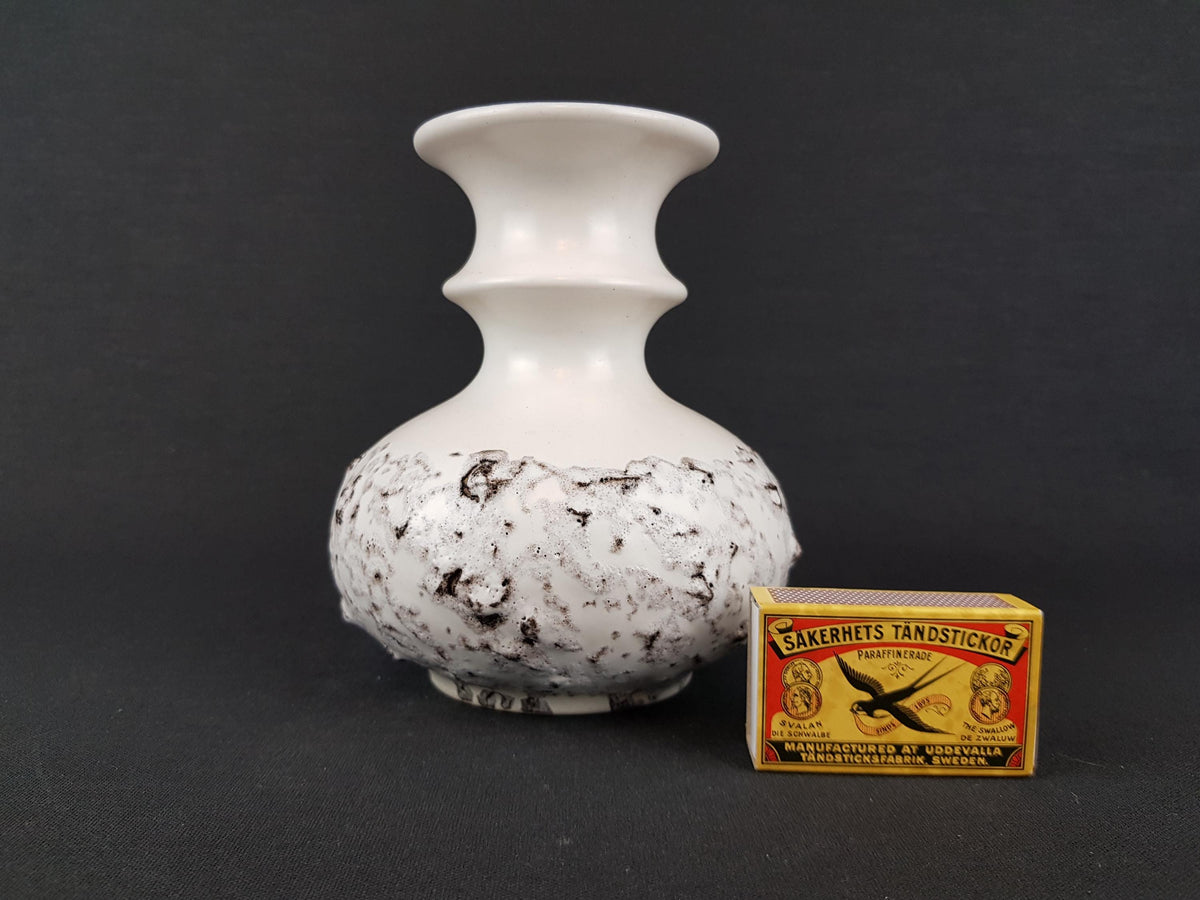 Vintage STEULER KERAMIK White and Black Fat Lava Vase 223-15 "Cascad" Series by Cari Zalloni West German Pottery 1969s