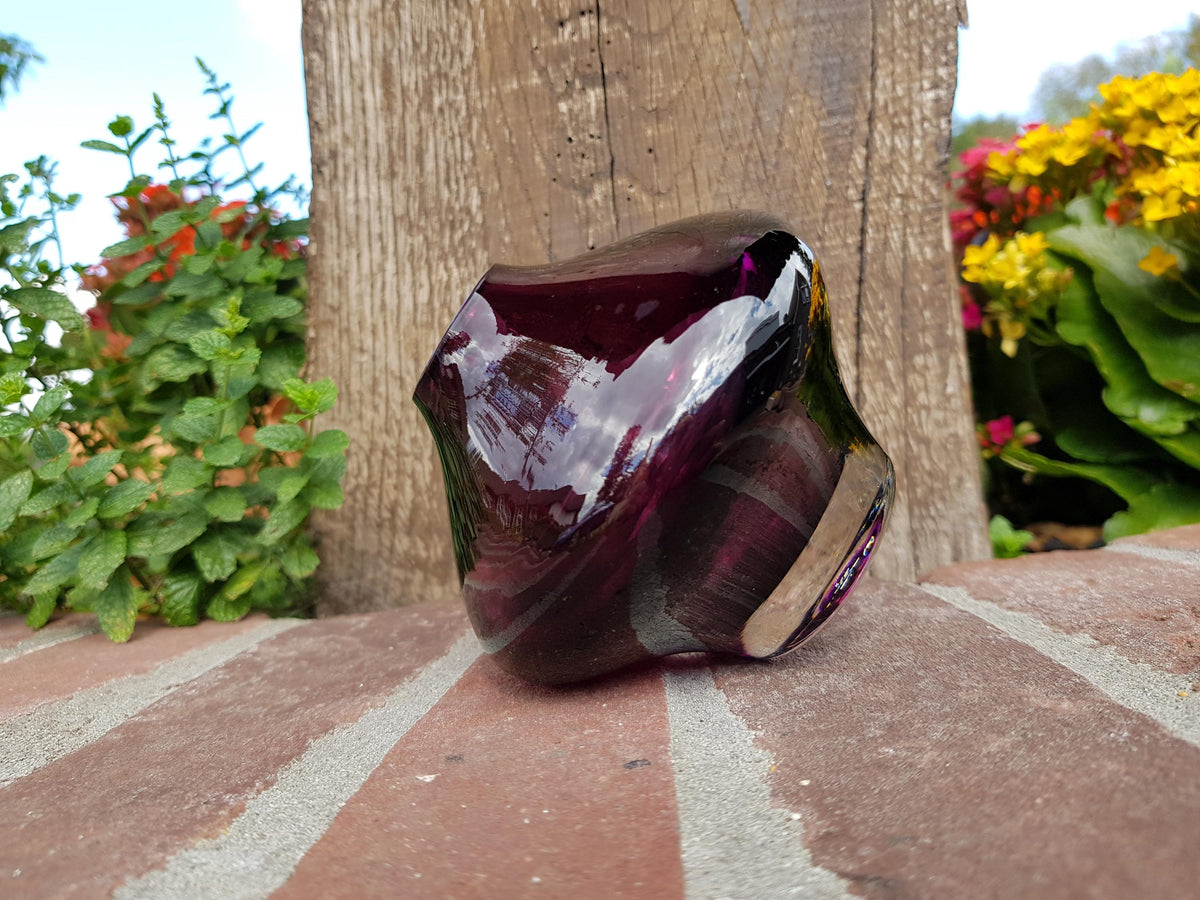 Vintage RIIHIMAEN LASI Purple Glass Vase no. 1432 Model Stromboli by Aimo Okkolin 1963-69