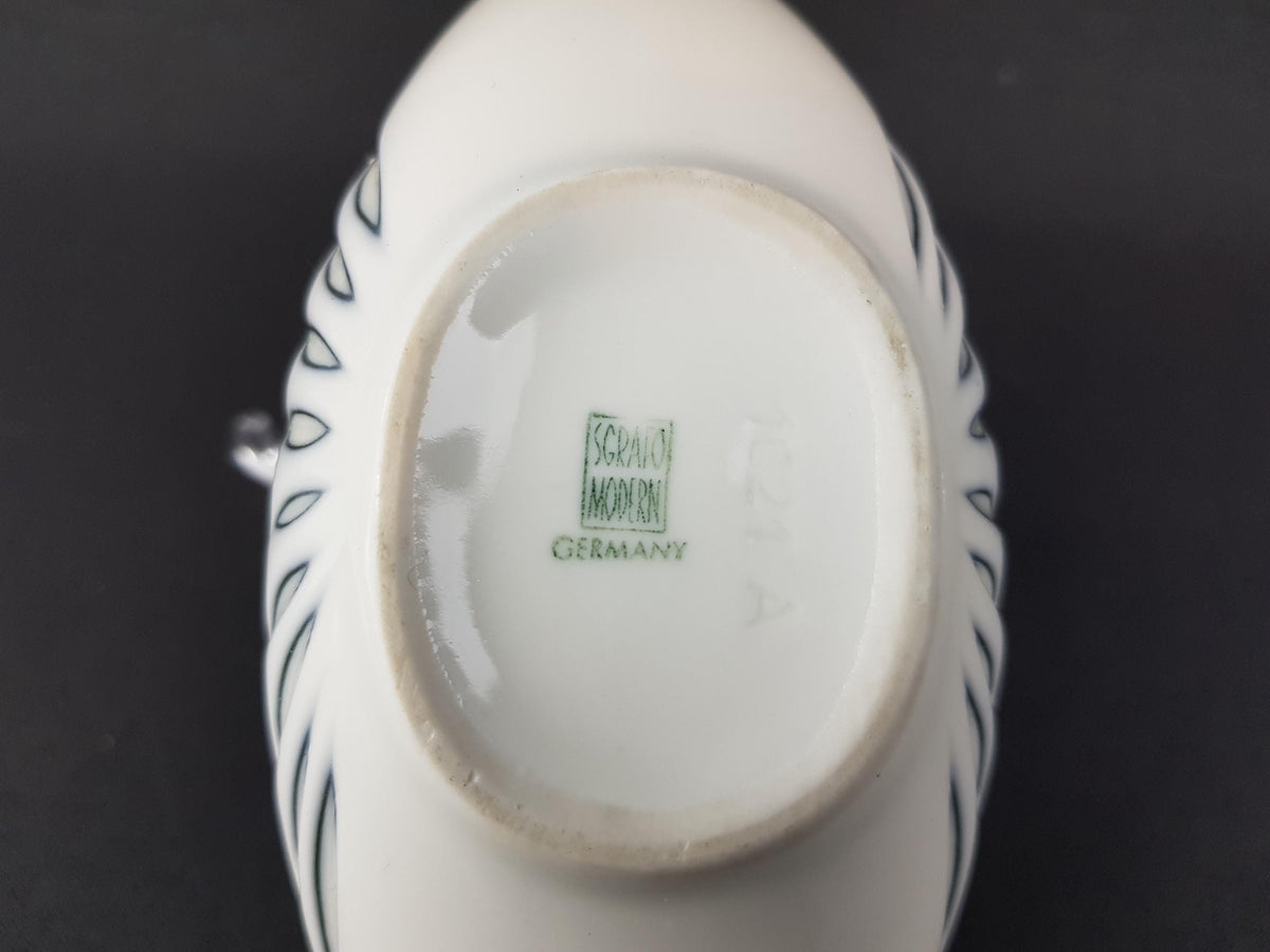 Vintage SGRAFO MODERN Porcelain Vase / Bowl with incised pattern by Peter Müller 1950-1960s