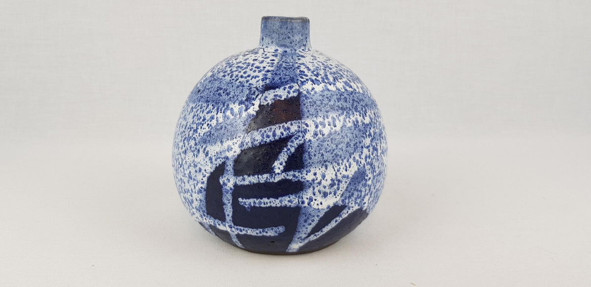 Vintage KARL JUTTNER Blue and White Abstract Vase East German Studio Art Pottery 1960's