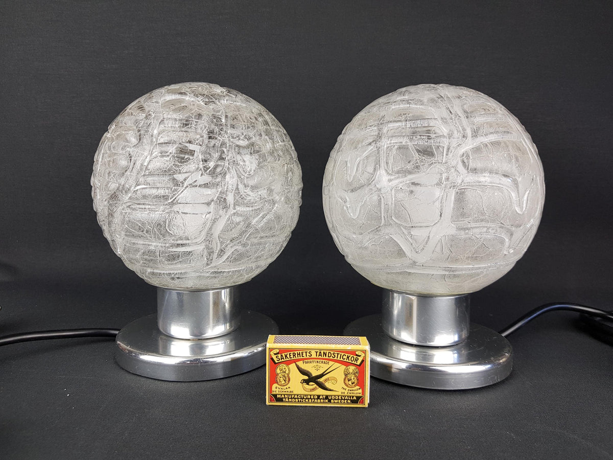 Pair of vintage DORIA LEUCHTEN, Footed Table or Bedside Lamps with Crackled Glass Bulb Shades West-Germany 1970s