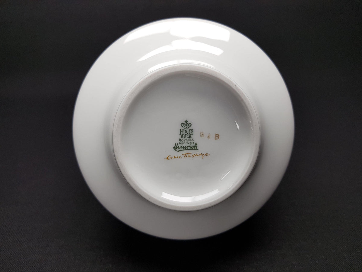 Vintage H&C SELB HEINRICH White Porcelain Ufo Shaped Vase 54B Echte Tiefatze and Golden Decor West German Pottery 1960s 1970s