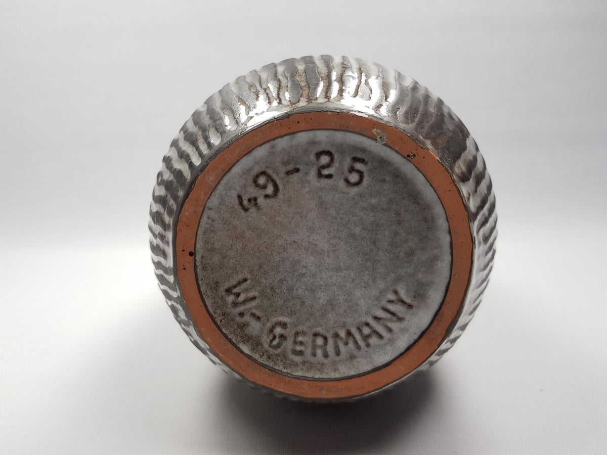 Vintage CARSTENS TÖNNIESHOF KERAMIK Grey Vase Reliefserie Keltoi 49-25 West German Pottery 1968s