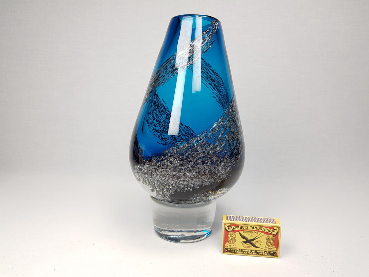 Vintage SCHOTT ZWIESEL Blue GLASS Design Vase With Florida decor by Heinrich Loffelhardt 1960-70s