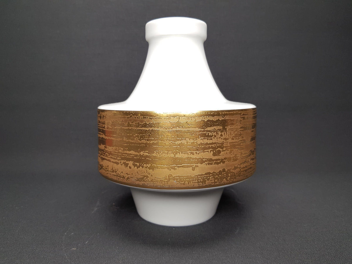 Vintage H&C SELB HEINRICH White Porcelain Ufo Shaped Vase 54B Echte Tiefatze and Golden Decor West German Pottery 1960s 1970s