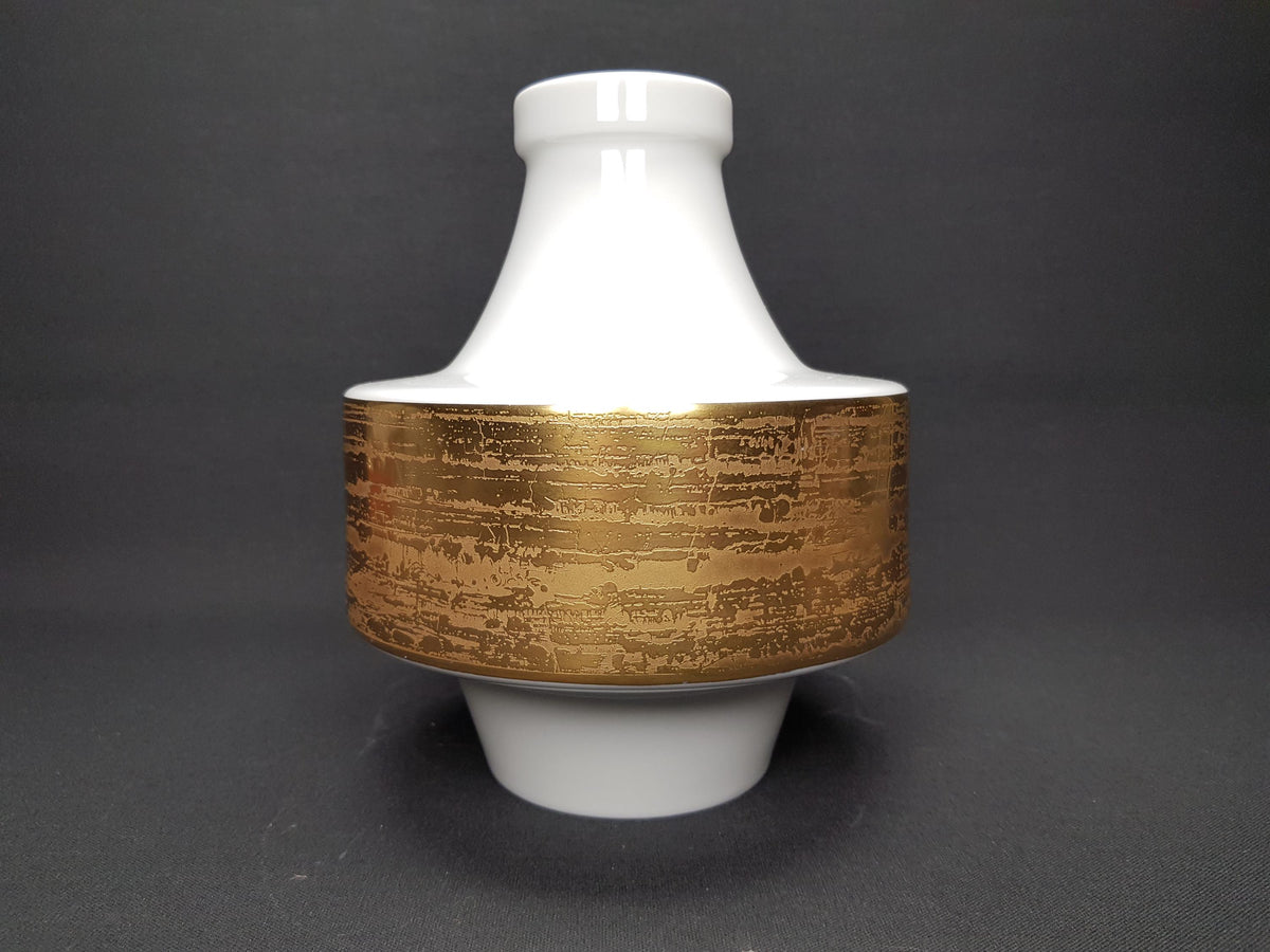 Vintage H&C SELB HEINRICH White Porcelain Ufo Shaped Vase 54B Echte Tiefatze and Golden Decor West German Pottery 1960s 1970s
