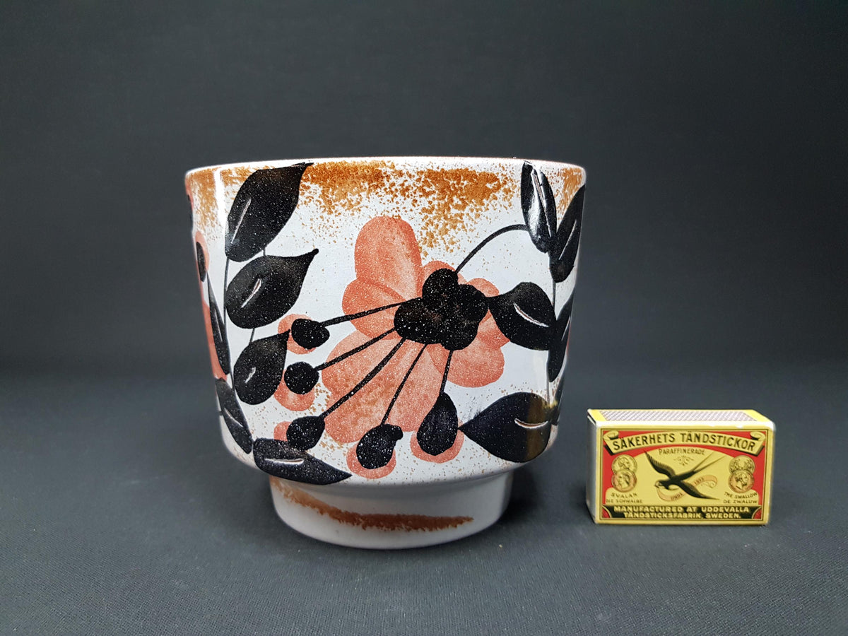 Vintage MAREI KERAMIK Planter/ Flower pot with Lotos Floral Decor 1970s
