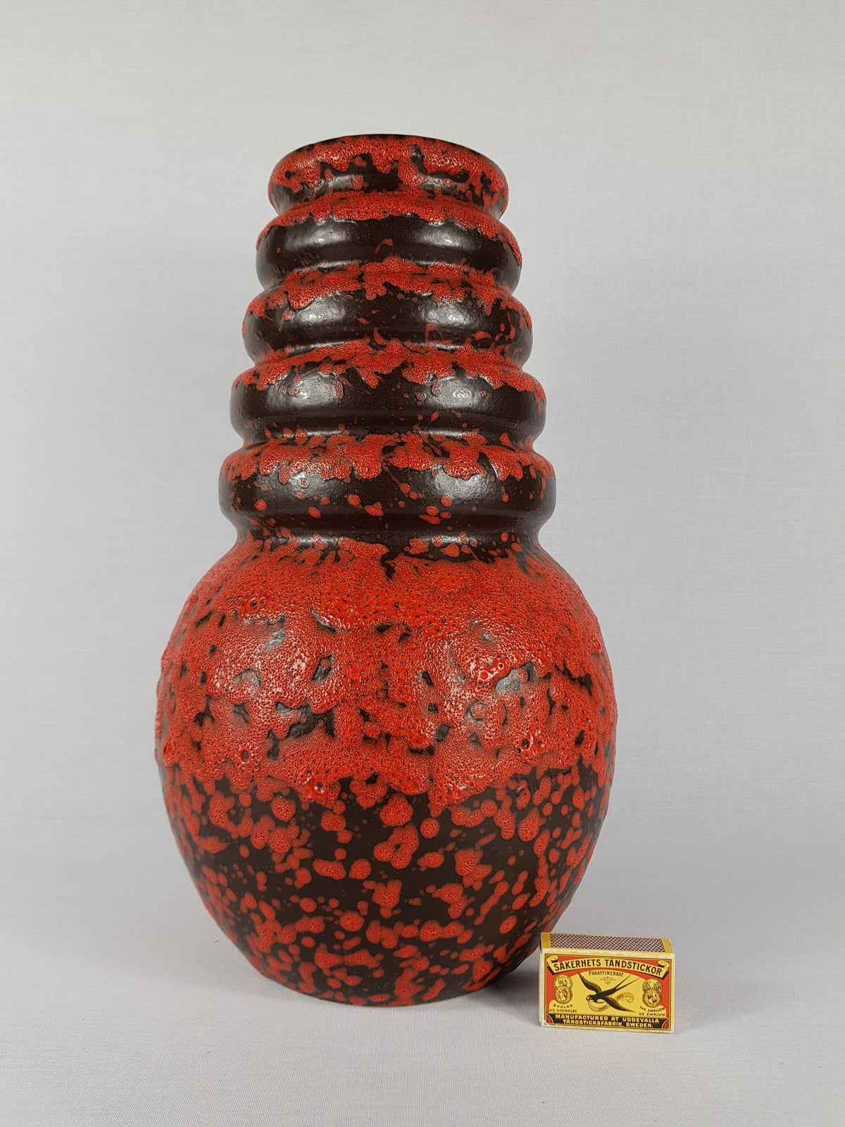 Vintage SCHEURICH KERAMIK XL Red and Black Vase Wien Serie 269 40 West German Pottery 1970s
