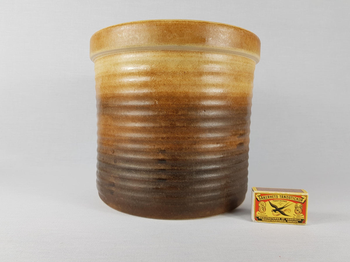Vintage CIRO KERAMIEK BEESEL Planter Flower Pot from Holland Dutch Pottery Fat Lava Era 1970s