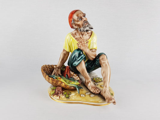 Vintage 1950s SANDIZELL HOFFNER & Co German Porcelain Figurine – Old Capodimonte Neapolitan Fisherman Seller