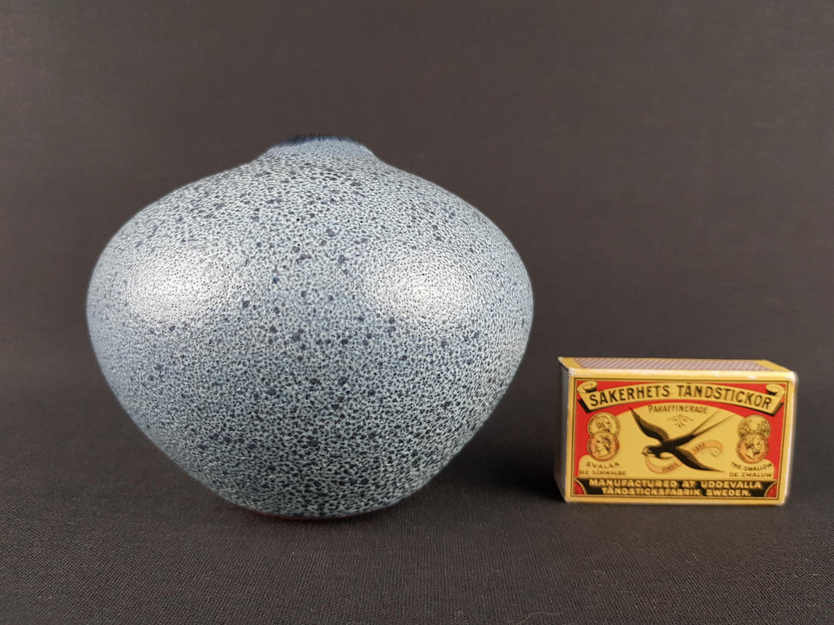 Vintage GRAMANN ROMHILD Topferei Speckled BlueVase East German Studio Art Pottery 1960s