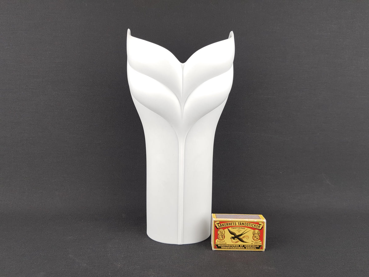 Vintage ROSENTHAL Studio Linie Biscuit Bisque Porcelain White Vase by Uta Feyl – Sculptural Mid-Century Modern Design 1960s