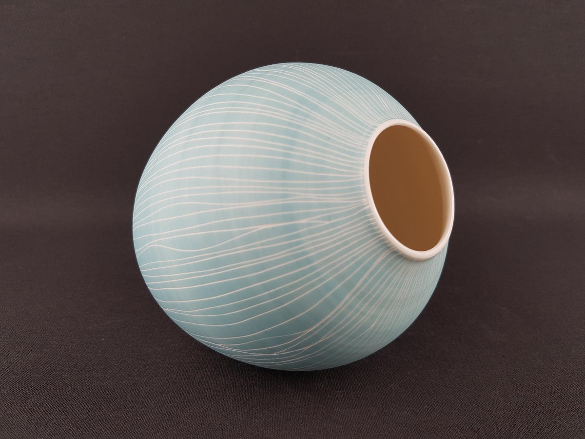 Contemporary ANNA SYKORA Studio Art Pottery Vase - Terra Sigillata Porcelain (Berlin, Germany)