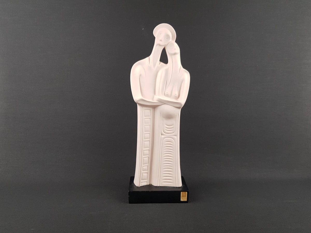 Vintage ROBERTO RIGON White Couple Man and Pregnant Woman Figurine Italian Pottery 1970s