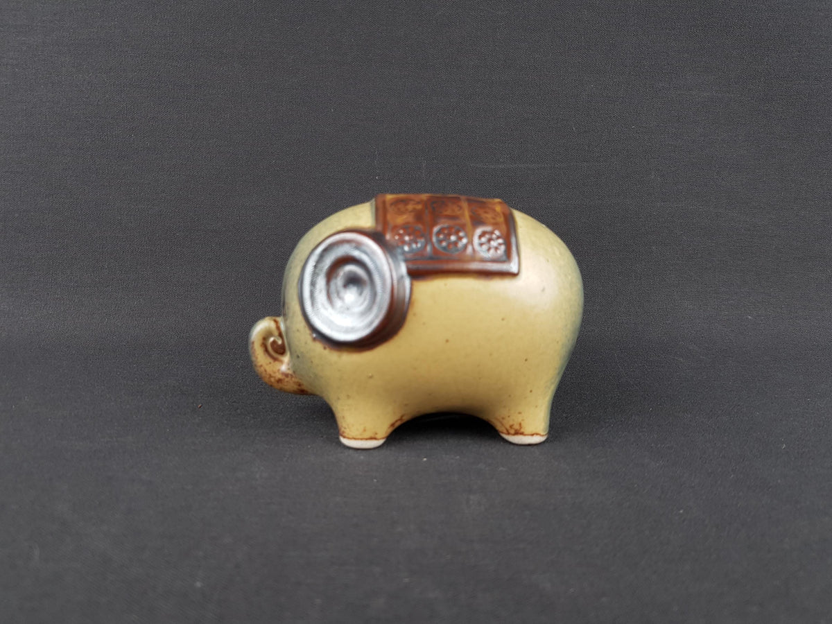 Vintage JAPANESE PIGGY BANK Ceramic Figurine Possibly Imported By Otagiri / Saving Money / Japanese Pottery 1960s 1970s