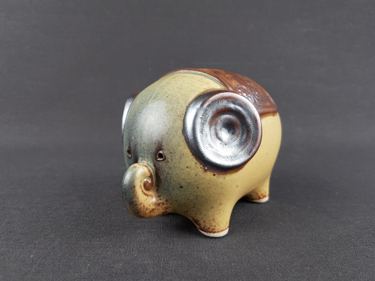 Vintage JAPANESE PIGGY BANK Ceramic Figurine Possibly Imported By Otagiri / Saving Money / Japanese Pottery 1960s 1970s