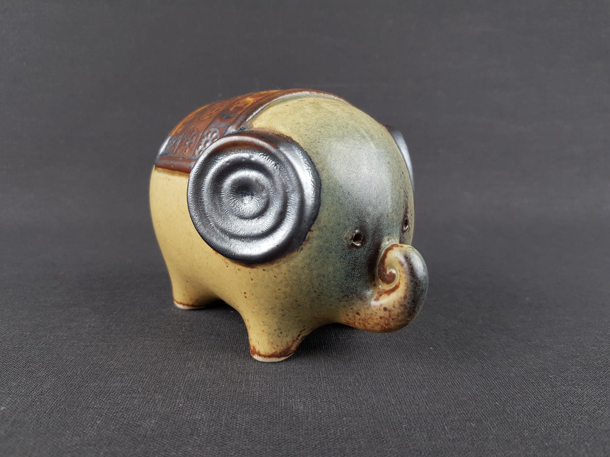 Vintage JAPANESE PIGGY BANK Ceramic Figurine Possibly Imported By Otagiri / Saving Money / Japanese Pottery 1960s 1970s