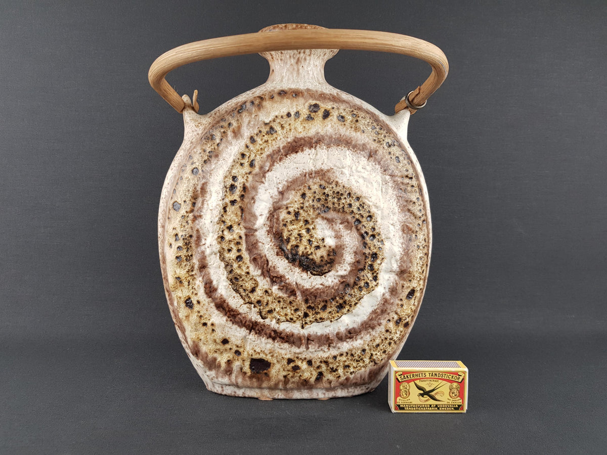 Vintage DÜMLER & BREIDEN Fat Lava Beige Brown Vase With Swirl Decor 90-30 West German Pottery 1970s