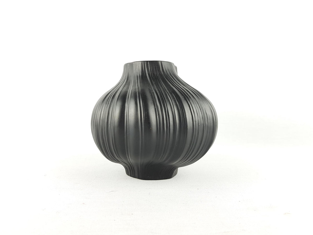 Vintage ROSENTHAL Studio Linie Porcelaine Noire Relief Vase 1970s by Martin Freyer West Germany