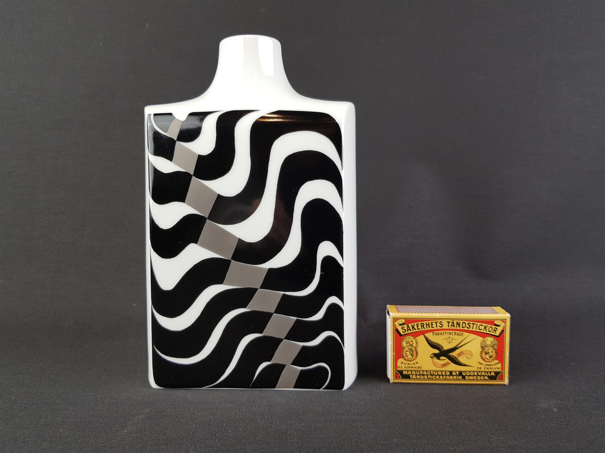 Vintage FURSTENBERG PORZELLAN Psychedelic Porcelain Op Art Bottle Vase 1446/18 by E.A. Sundermann 1970s