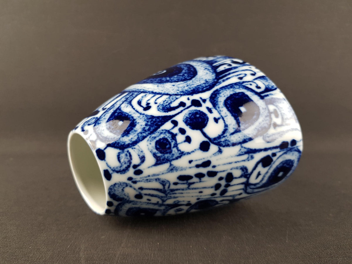 Vintage FURSTENBERG PORZELLAN Porcelain Vase by E.A. Sundermann 1970s