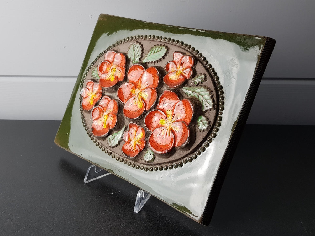 Vintage Scandinavian JIE GANTOFTA SWEDEN Wall Plate Flower decor 850 1960s
