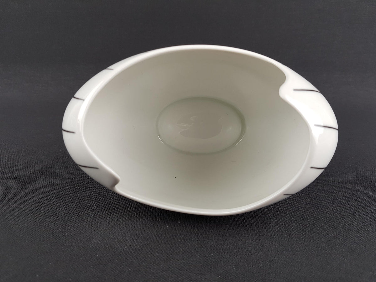 Vintage CREIDLITZ BAVARIA White Porcelain Folted Bowl West German Pottery 1960s 1970s
