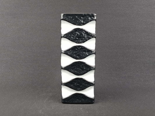Vintage KERAFINA Porzellanfabrik Black and White Op Art Vase 640/2 – Royal KPM Bavaria – Designed by Ernst Fenzl – West Germany 1970s