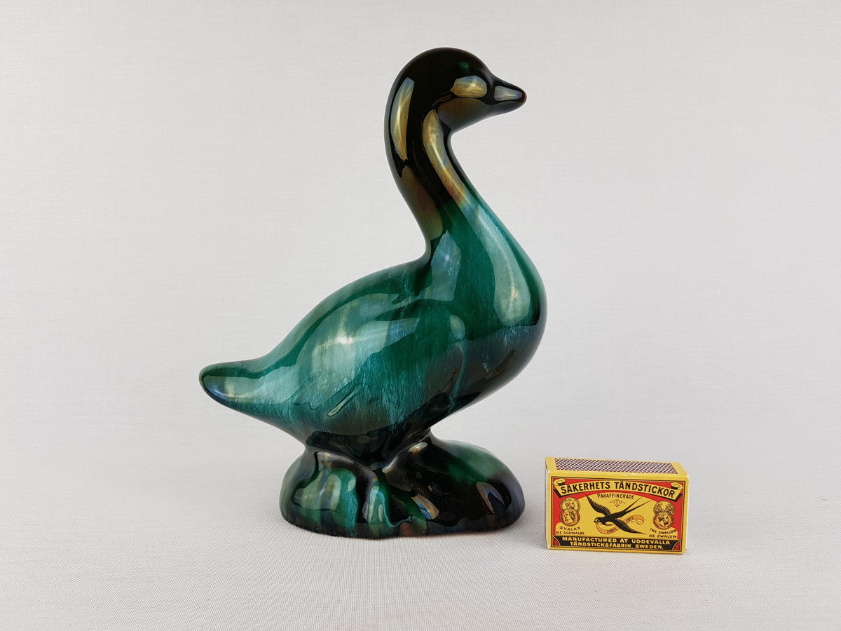 Starter Set Vintage BLUE MOUNTAIN POTTERY Green and Black Goose and Bird Figurine Canada 1960s