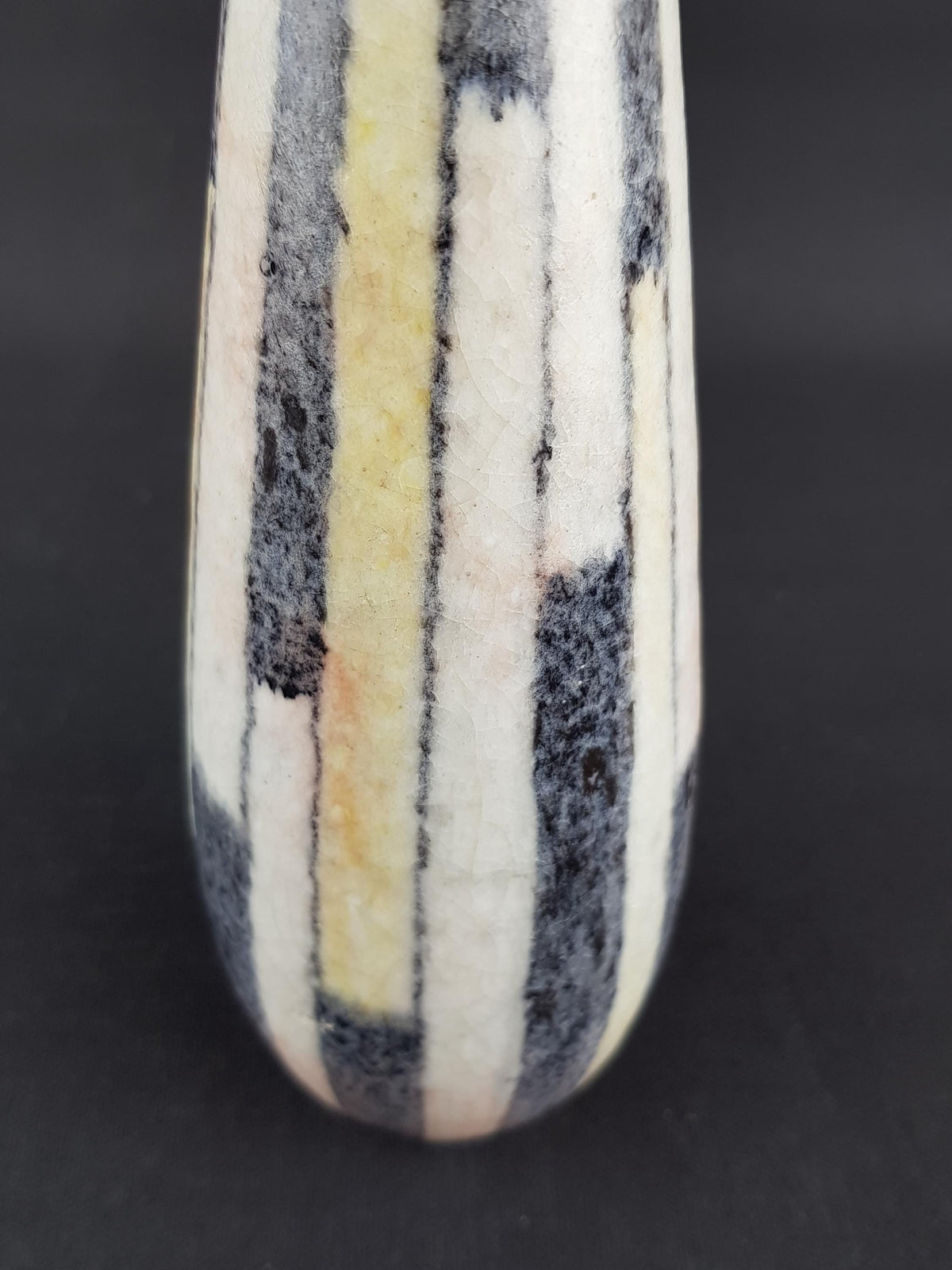 Very Rare! Margarete FRAUER and Heinz H. ENGLER Studio Art Pottery Vase Oberschwäbische Töpferwerkstatt Biberach, West Germany 1950's
