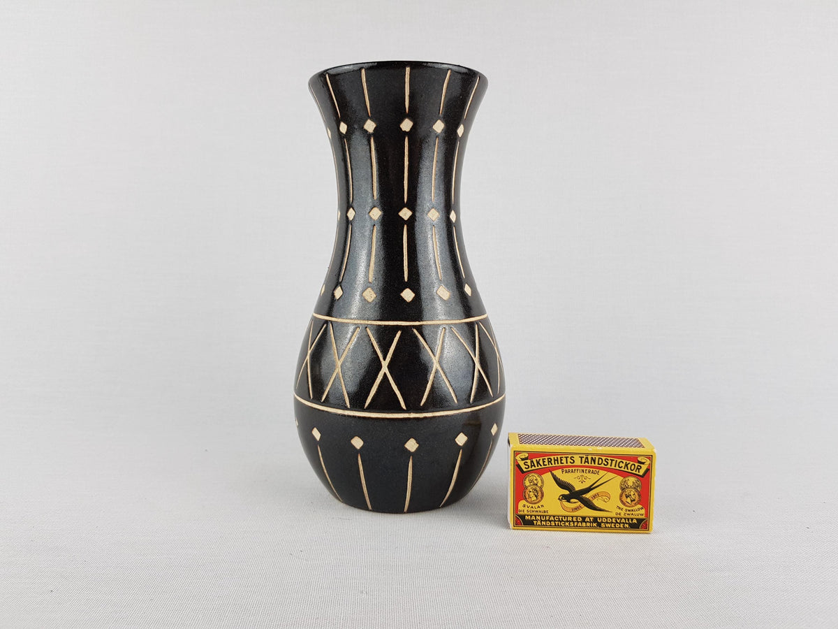Vintage PIESCHE und REIF Dark Brown Sgraffito Vase DDR East German Pottery 1970s