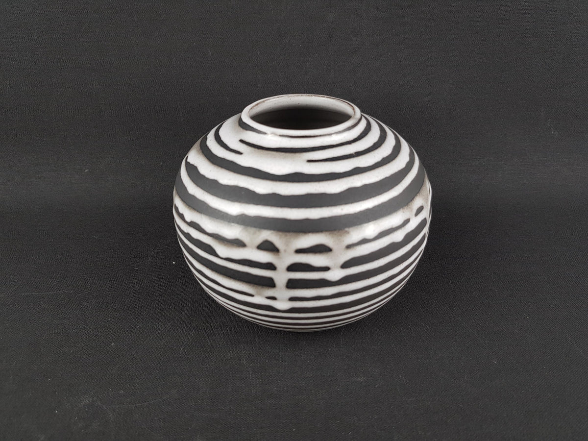 Vintage SCHLOSSBERG KERAMIK Ball Vase 109-1 with Roulette decor by Liesel Spornhauer 1950s
