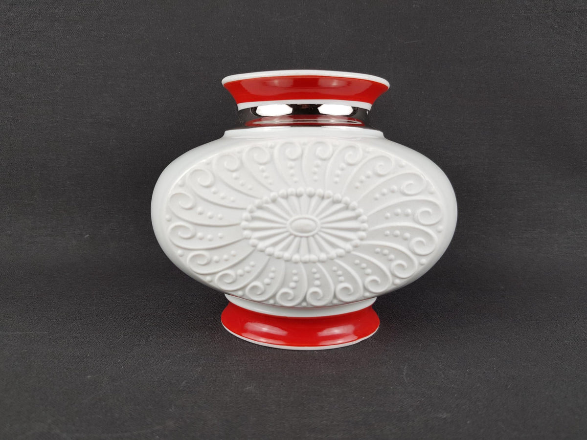 Vintage KERAFINA Porzellanfabrik White Biscuit Porcelain Vase with Red Accents and Relief Decor 721/2 – Royal KPM Bavaria West Germany 1970s