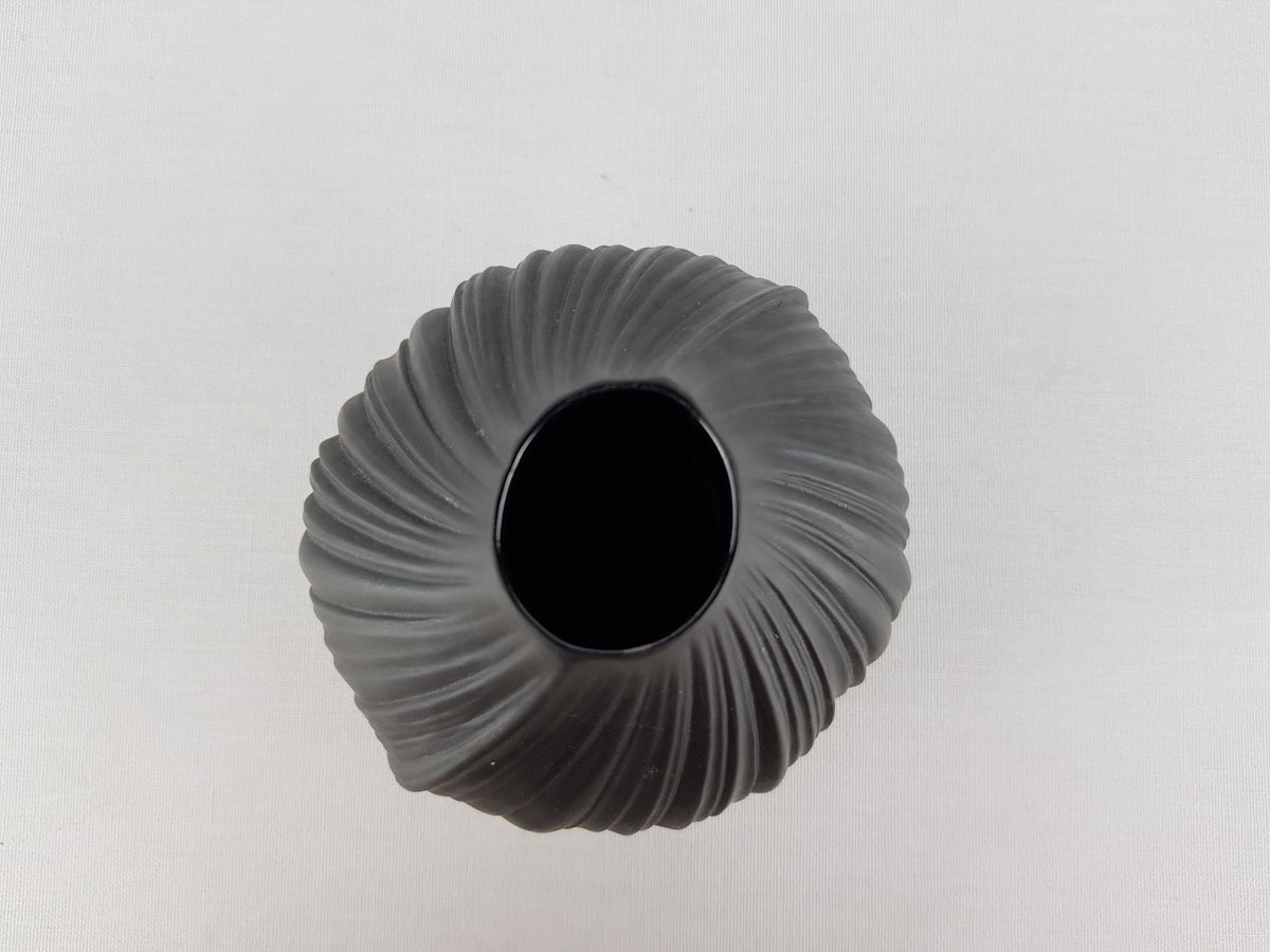 Vintage ROSENTHAL Studio Linie Porcelaine Noire Relief Vase 1970s by Martin Freyer West Germany