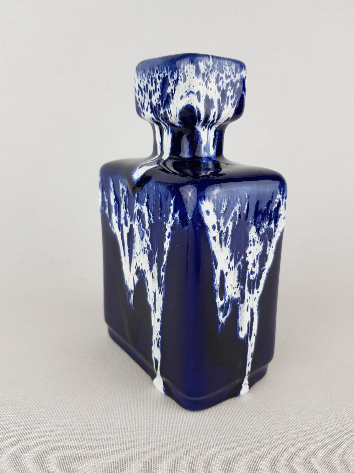 Vintage JOPEKO KERAMIK Ink Blue and White Vase "Blau-weiß" Decor 912-16 West German Pottery 1970s
