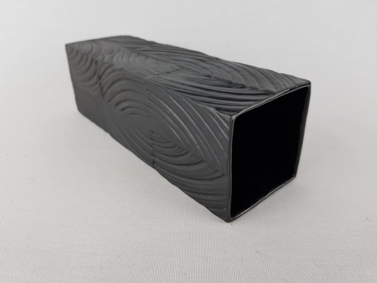 Black Vintage ROSENTHAL Relief Porcelain China Vase by Martin Freyer Studio Linie Porcelaine Noire 1970s