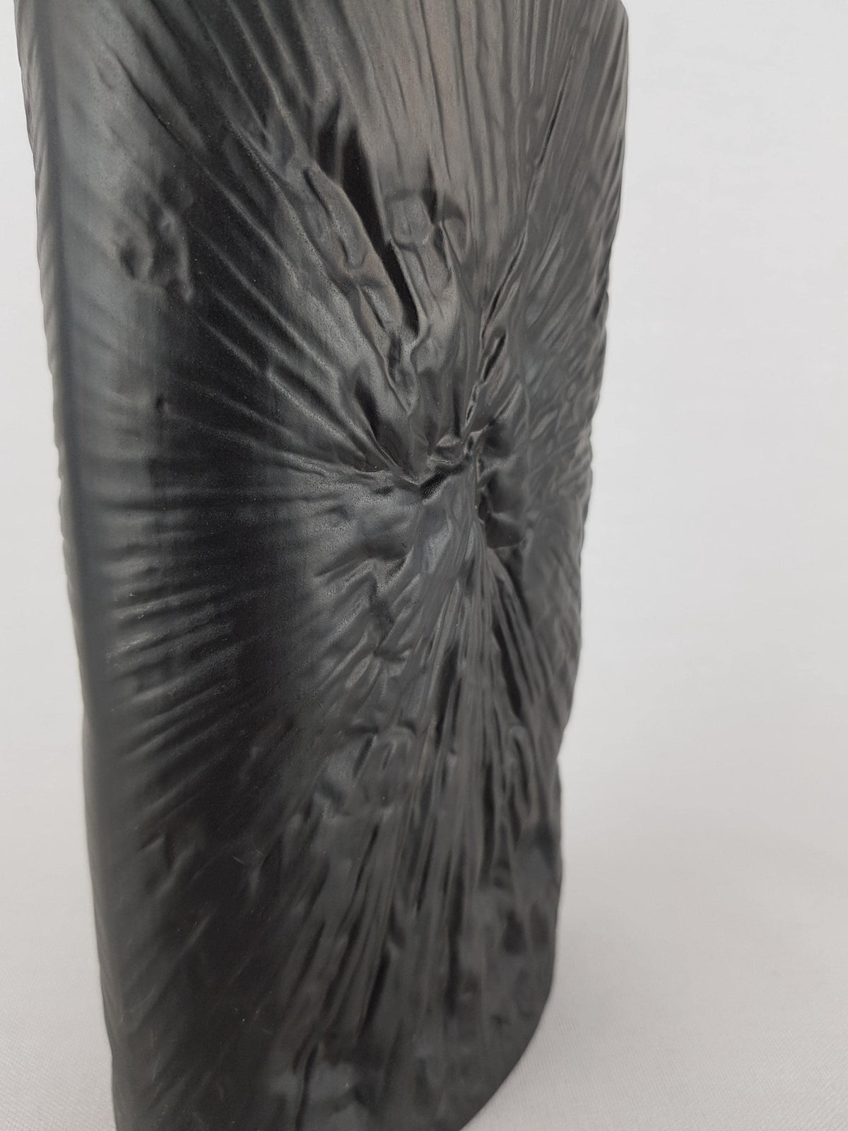 Rare Vintage ROSENTHAL Studio Linie Porcelaine Noire Relief Vase by Martin Freyer | Black Bisque Porcelain | West Germany 1970s
