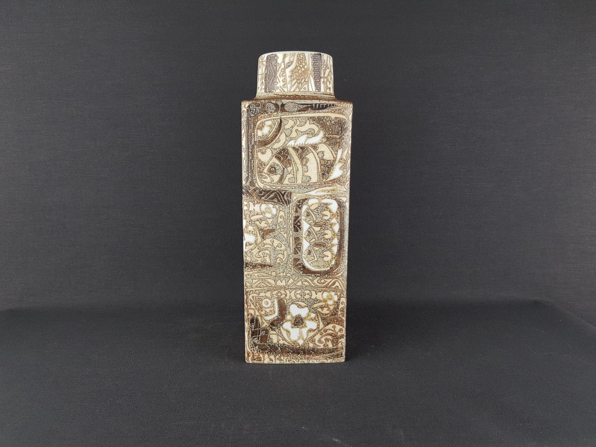 Vintage ROYAL COPENHAGEN Brown Vase from the Baca Design Line by Nils Thorsson from Denmark Danish Pottery 1960-70