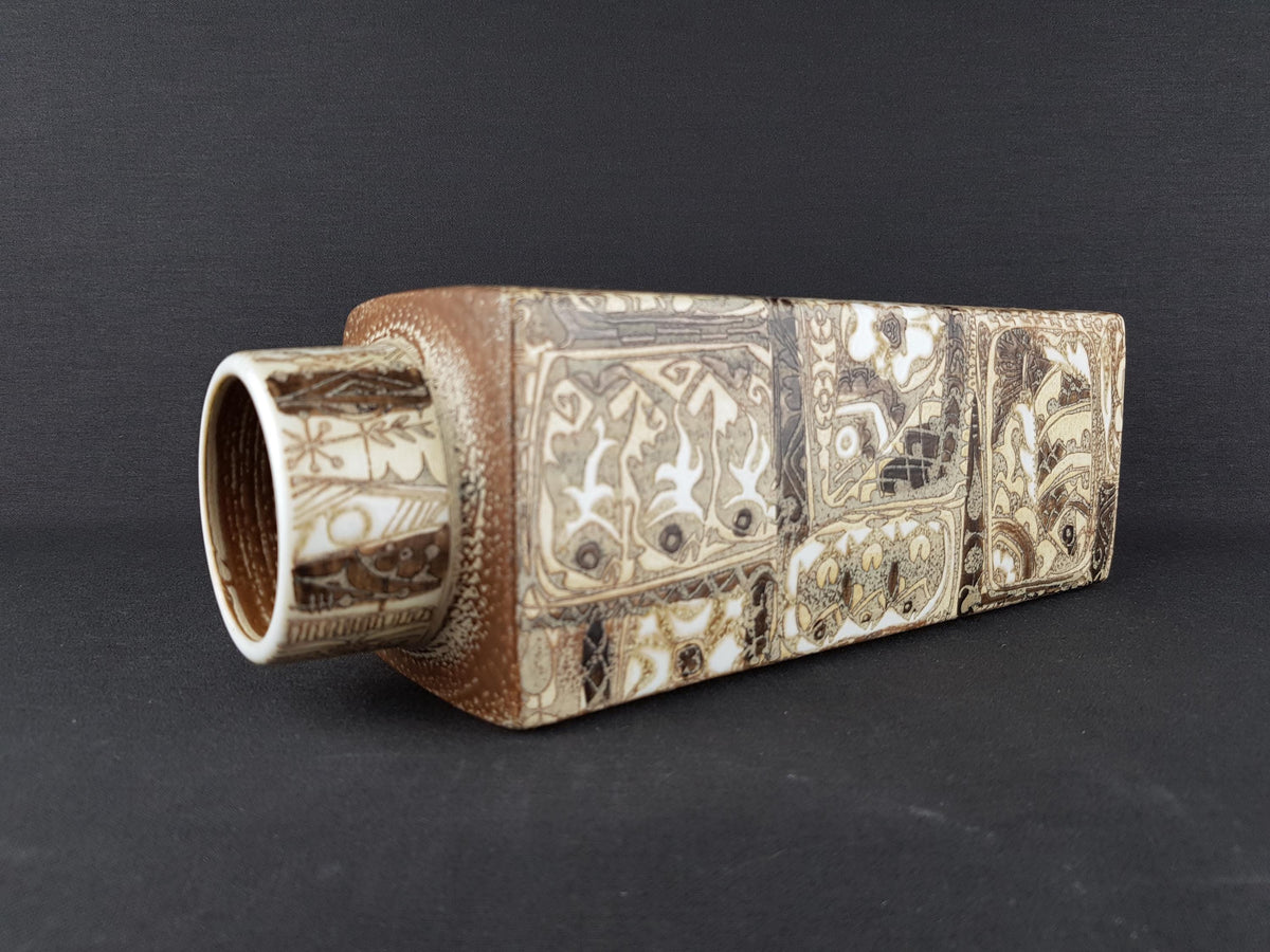 Vintage ROYAL COPENHAGEN Brown Vase from the Baca Design Line by Nils Thorsson from Denmark Danish Pottery 1960-70