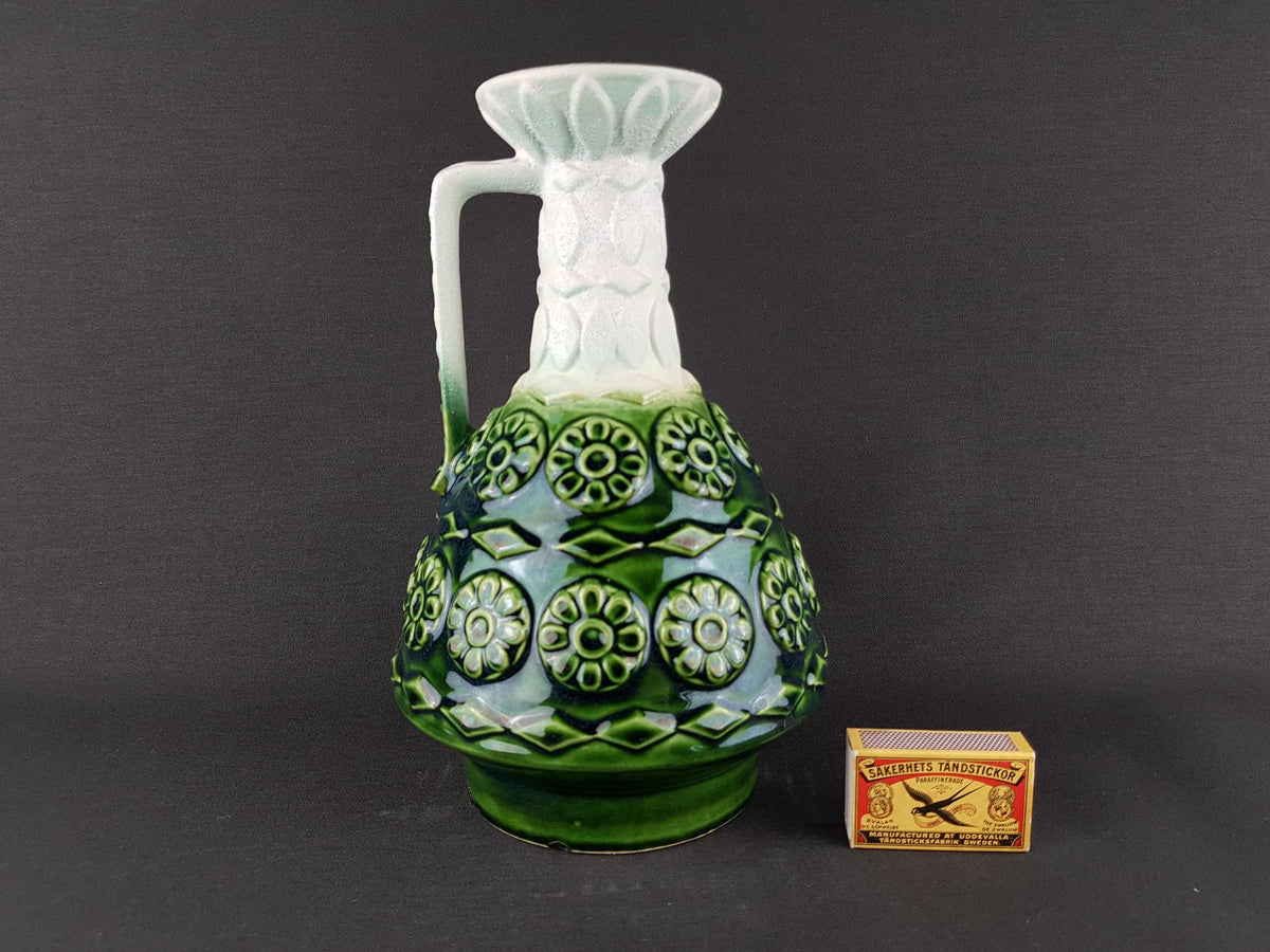 Vintage BAY KERAMIK Beige and Green Vase 77-25 "Fünen" Decor Töpfermeister-series by Ernst Stauber, West German Pottery 1970s