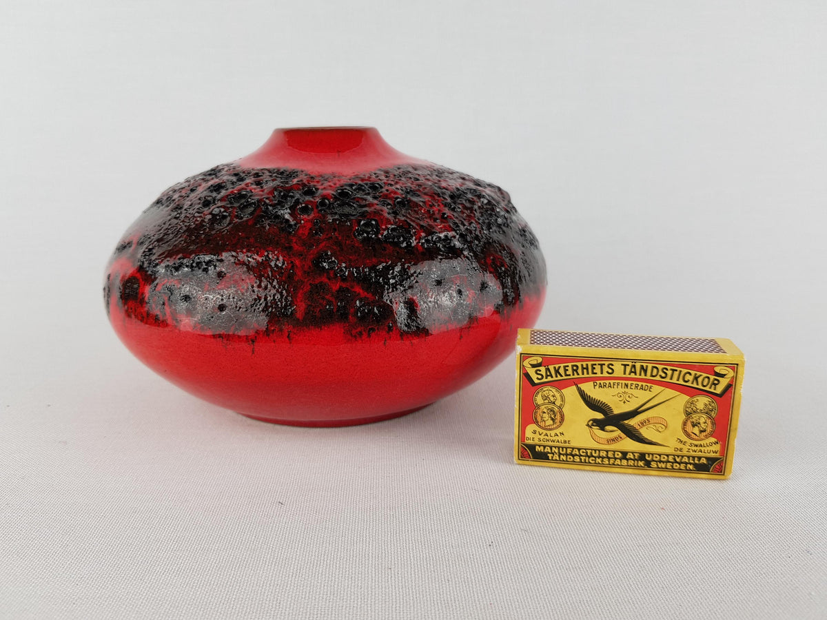 Vintage KREUTZ KERAMIK Red Fat Lava Discus Vase 426 West German Pottery 1970s