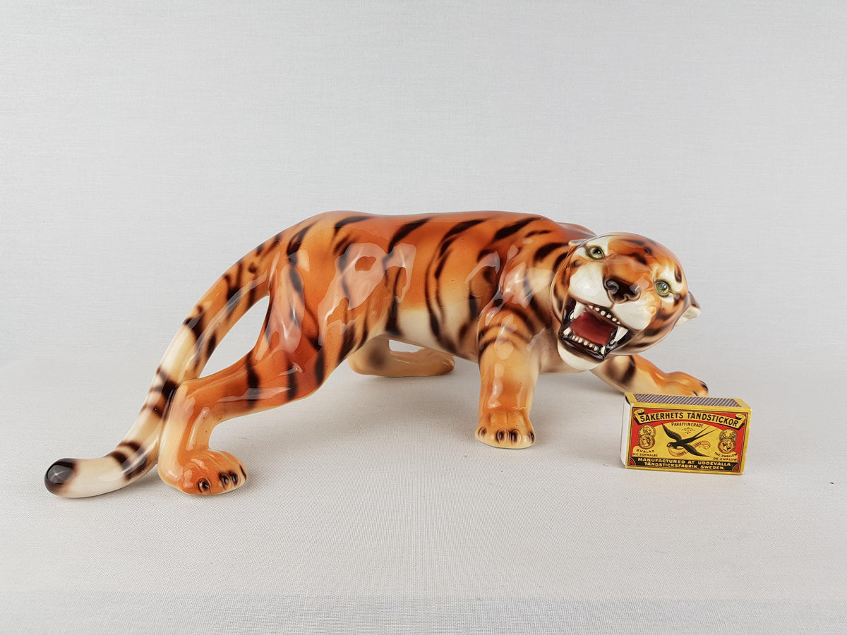 Vintage CERAMICHE BOXER Hand Painted Tiger Sculpture, Italy Hollywood Regency Ceramic Panther 1980's