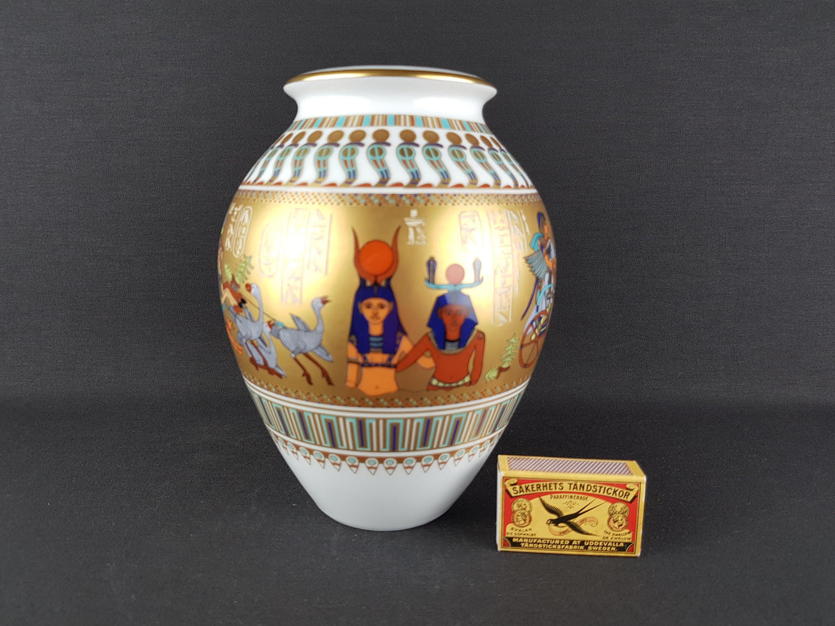 Vintage KAISER Porzellan Theben Vase Tutankhamun Series by Gerhard Fuetterer Egyptian Motif Germany 1980s