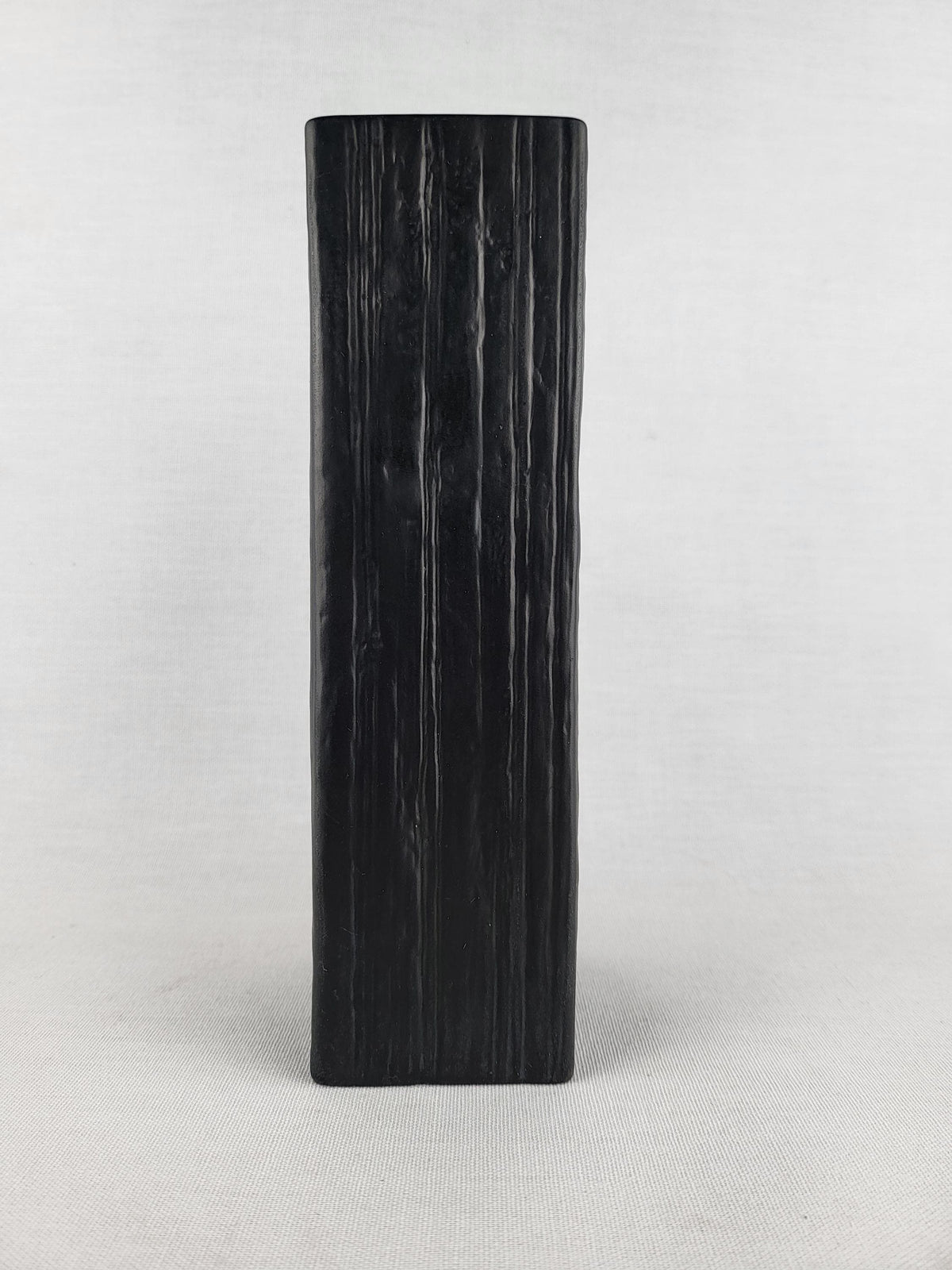 Black Vintage ROSENTHAL Relief Porcelain China Vase by Martin Freyer Studio Linie Porcelaine Noire 1970s