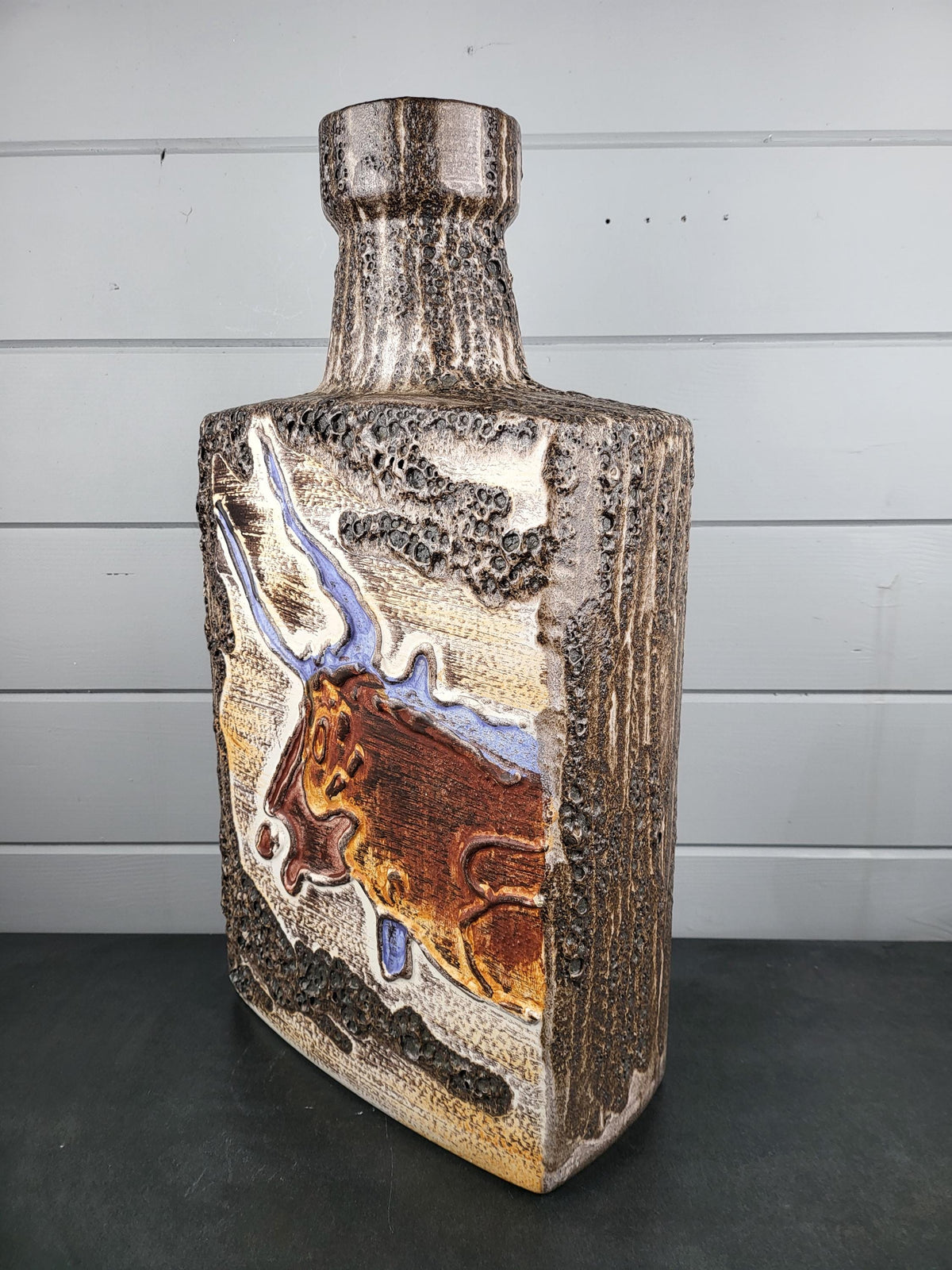 XXL SCHEURICH KERAMIK Rectangular Fat Lava Floor Vase 281-54 with Montignac decor 1972